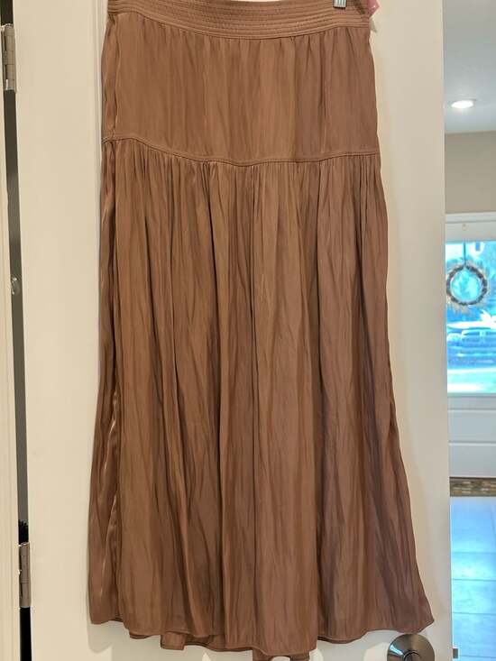Rachel Zoe Dresses & Skirts - Rachel Zoe Maxi Skirt Brown Crinkled Tiered Elastic Waist
